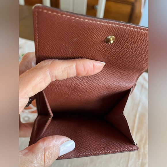 Louis Vuitton Monogram Elise Trifold Wallet - Picture 12 of 16
